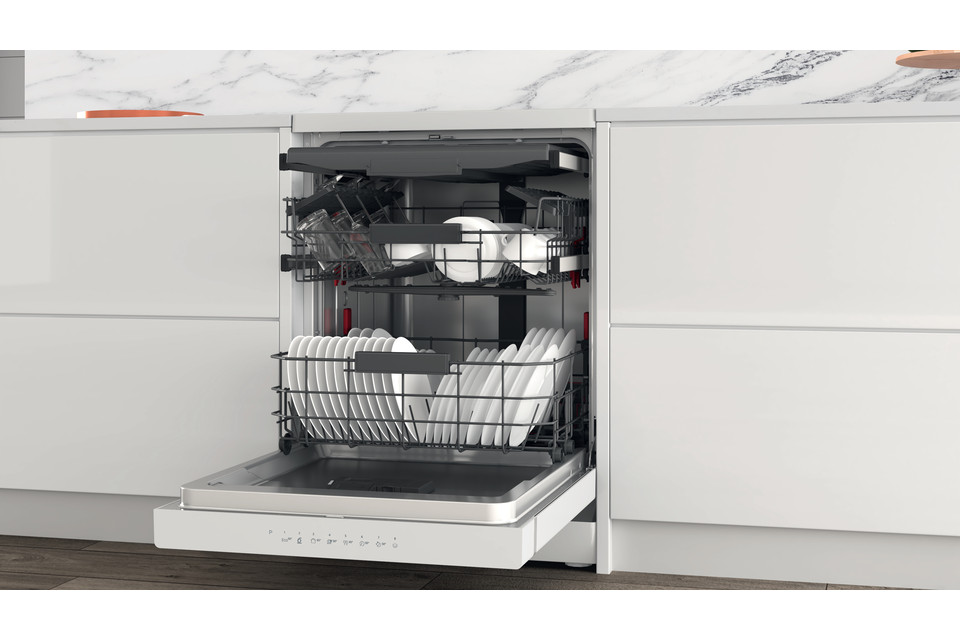 Съдомиялна WHIRLPOOL WFC 3C33 PF